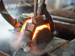 surface heat treatment of Kobelco CKE1100 Track Shoe